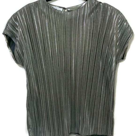 Jeri Marque Tops - New 1980's Jeri Marque Silver Lame Pullover Top